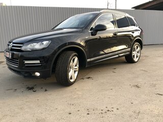 2012 Volkswagen Touareg II, чёрный, 2150000 рублей, вид 1