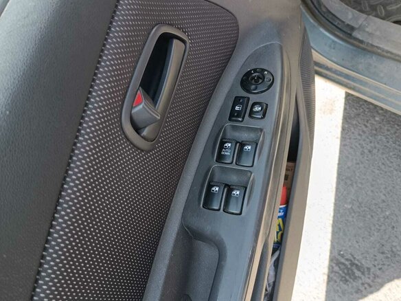 2007 Kia Rio II, серый, 500000 рублей - вид 15