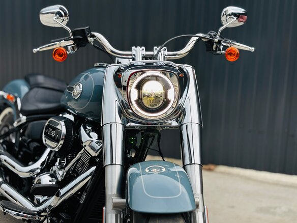 2024 Harley-Davidson Fat Boy, голубой, 3500000 рублей - вид 13