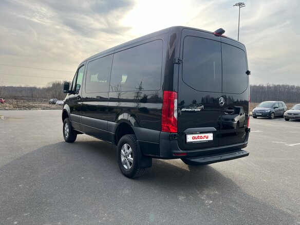 2020 Mercedes-Benz Sprinter, чёрный, 8900000 рублей - вид 8