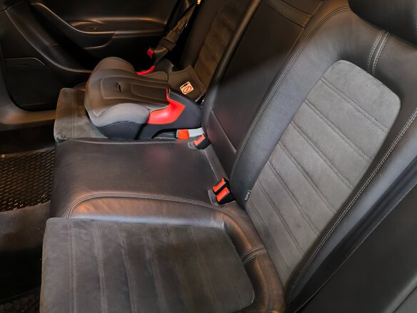 2008 Volkswagen Passat B6, белый, 830000 рублей - вид 16