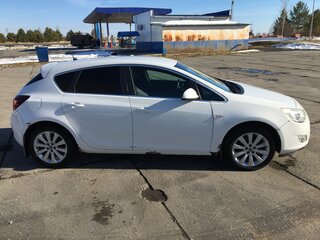 2012 Opel Astra J, белый, 650000 рублей, вид 3