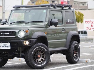 2021 Suzuki Jimny Sierra IV, серый, 1690000 рублей, вид 1