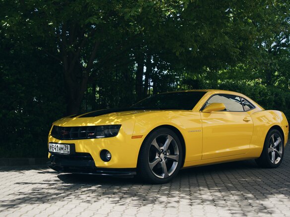 2013 Chevrolet Camaro V, жёлтый, 5100000 рублей - вид 19