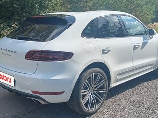 2014 Porsche Macan Turbo I, белый, 4000000 рублей, вид 5