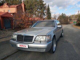 1997 Mercedes-Benz S-Класс 320 Long III (W140) Рестайлинг, серебристый, 2800000 рублей, вид 3