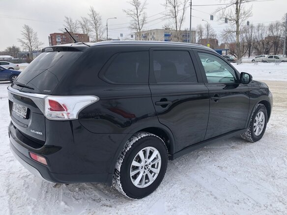 2014 Mitsubishi Outlander III Рестайлинг, чёрный - вид 6