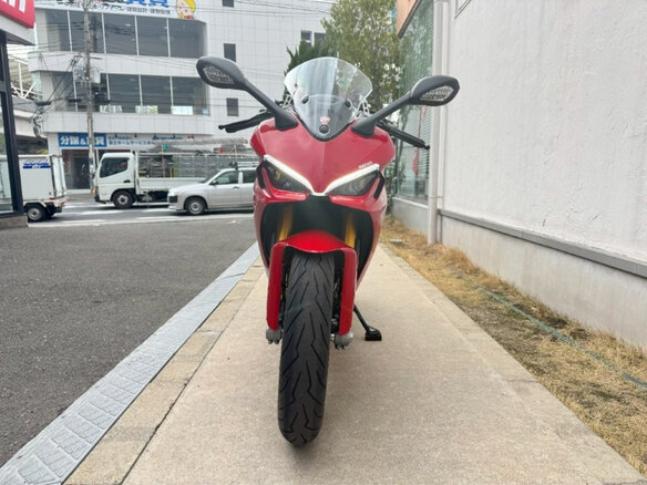 2024 Ducati Supersport, красный, 1800000 рублей - вид 2