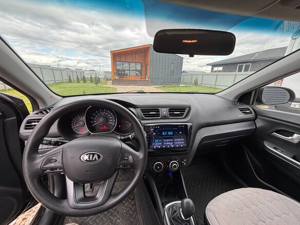 2013 Kia Rio III, чёрный, 1000000 рублей - вид 10