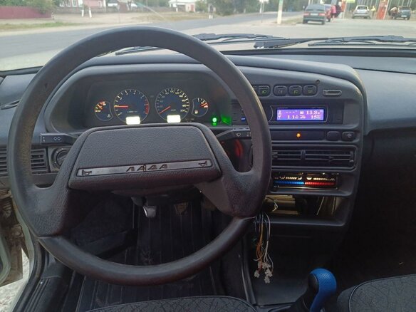 2004 Lada (ВАЗ) 2115, серый, 130000 рублей - вид 18