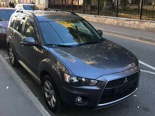 2011 Mitsubishi Outlander II Рестайлинг, серый, 1300000 рублей, вид 1