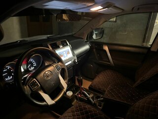 2015 Toyota Land Cruiser Prado 150 Series Рестайлинг 1, белый, 4050000 рублей, вид 5