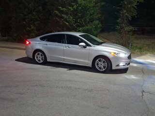 2018 Ford Fusion (North America) II Рестайлинг, серебристый, 1400000 рублей, вид 5
