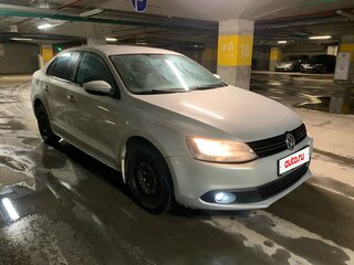 2012 Volkswagen Jetta VI, серебристый, 830000 рублей, вид 3