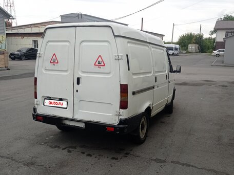 2001 ГАЗ Соболь (2752), белый, 405000 рублей, вид 4