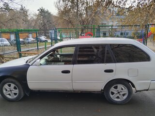 1997 Toyota Corolla VII (E100), белый, 230000 рублей, вид 3