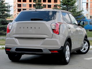 2024 KGM Tivoli, бежевый, 2990000 рублей, вид 5