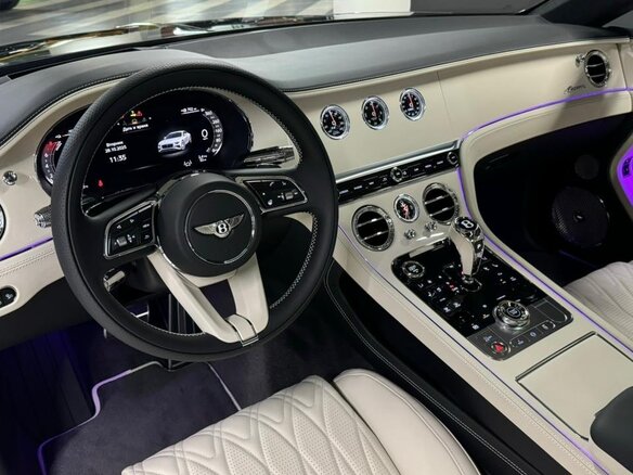 2026 Bentley Continental GT IV, чёрный, 49000000 рублей - вид 6