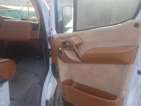 2011 Mercedes-Benz Sprinter, белый, 1800000 рублей, вид 3