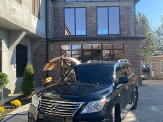 2010 Lexus LX 570 III, чёрный, 3900000 рублей, вид 4