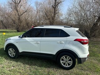 2018 Hyundai Creta I, белый, 1890000 рублей, вид 3