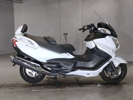 2015 Suzuki Burgman (SkyWave) 650, белый, 600000 рублей, вид 1