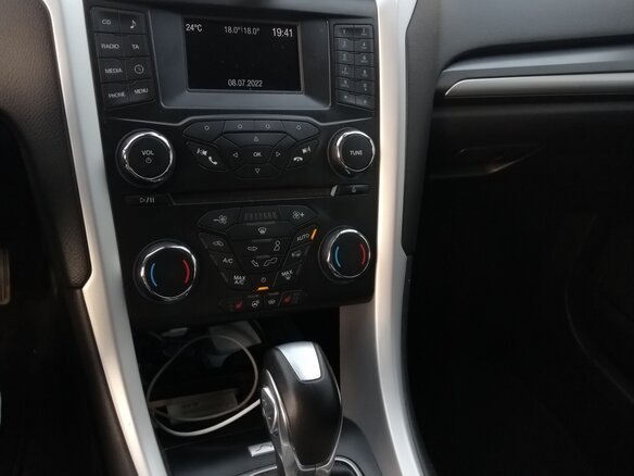 2018 Ford Mondeo V, белый, 1440000 рублей - вид 3