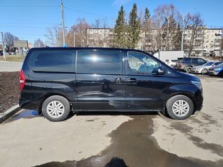 2018 Hyundai H-1 II Рестайлинг 2, чёрный, 3200000 рублей, вид 4