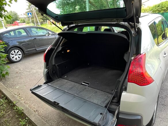 2010 Peugeot 3008 I, серебристый, 650000 рублей - вид 12