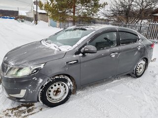 2012 Kia Rio 5-speed III, серый, 830000 рублей, вид 4