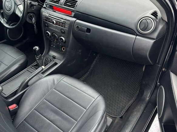 2006 Mazda 3 I (BK) Рестайлинг, чёрный, 520000 рублей - вид 8