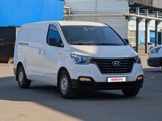 2020 Hyundai Grand Starex, белый, 3200000 рублей, вид 1