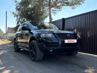 2006 Volkswagen Touareg I, чёрный, 1555555 рублей, вид 3