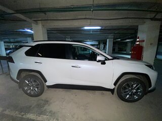 2019 Toyota RAV4 V (XA50), белый, 5000000 рублей, вид 2