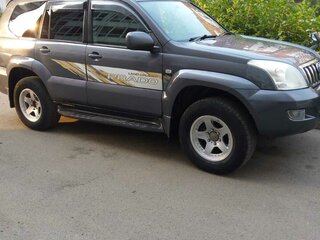 2003 Toyota Land Cruiser Prado 120 Series, серый, 1450000 рублей, вид 2