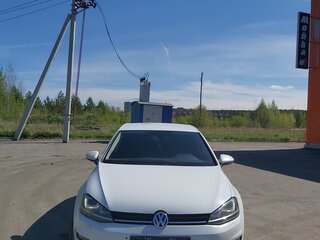 2014 Volkswagen Golf VII, белый, 1100000 рублей, вид 3