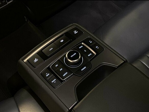 2018 Genesis G80 I, чёрный, 1950000 рублей - вид 12