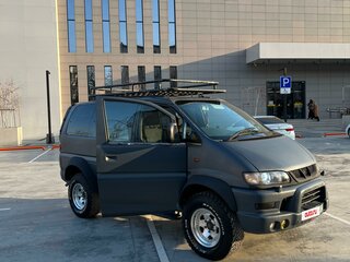 2004 Mitsubishi Delica IV, серый, 1200000 рублей, вид 2