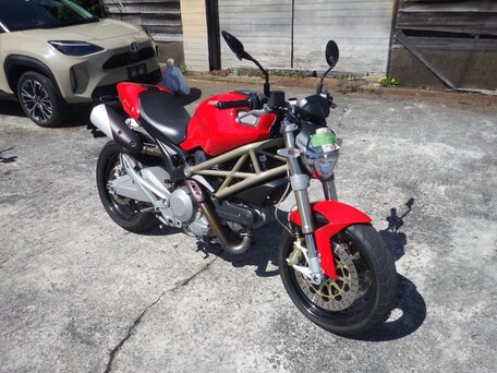2012 Ducati Monster 696, красный, 420000 рублей, вид 3