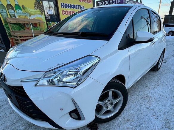 2018 Toyota Vitz III (XP130) Рестайлинг 2, белый, 1280000 рублей - вид 9
