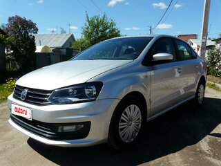 2018 Volkswagen Polo V Рестайлинг, серебристый, 1025000 рублей, вид 2