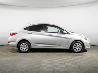 2011 Hyundai Solaris I, чёрный, 788000 рублей, вид 4
