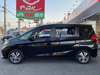2021 Honda Freed II Рестайлинг, чёрный, 1140000 рублей, вид 3