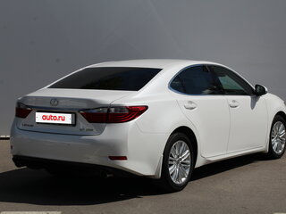 2014 Lexus ES 250 VI, белый, 2650000 рублей, вид 5