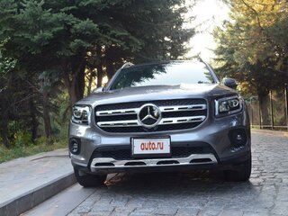2020 Mercedes-Benz GLB 250 I (X247), серебристый, 3000000 рублей, вид 2