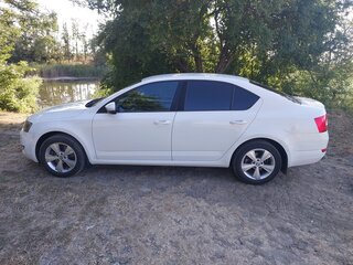 2013 Skoda Octavia III (A7), белый, 1400000 рублей, вид 5