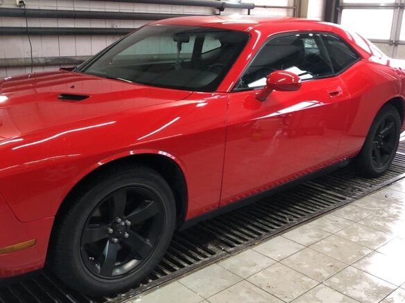 2009 Dodge Challenger III, красный - вид 28