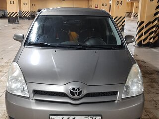 2006 Toyota Corolla Verso I Рестайлинг, коричневый, 990000 рублей, вид 1
