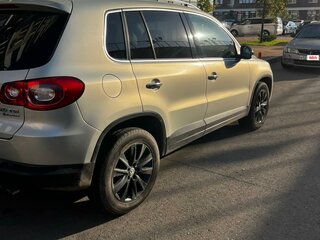 2011 Volkswagen Tiguan I, серебристый, 1100000 рублей, вид 4