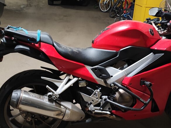 2015 Honda VFR 800, красный, 600000 рублей - вид 12